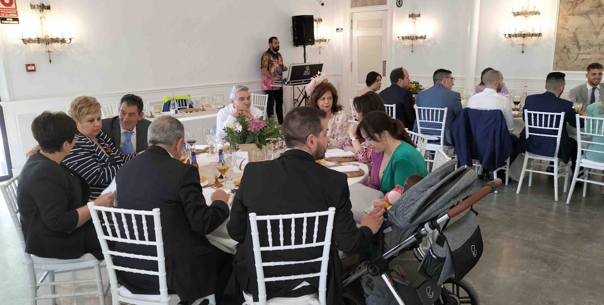 6 Canciones de boda para la entrada al banquete con energía