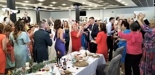 fiesta en el banquete de boda